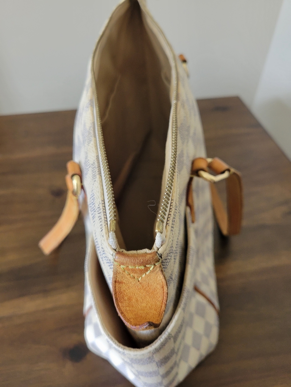 Louis Vuitton Gray & White Checkered Canvas Tote with Tan Leather Trim - Picture 5 of 15